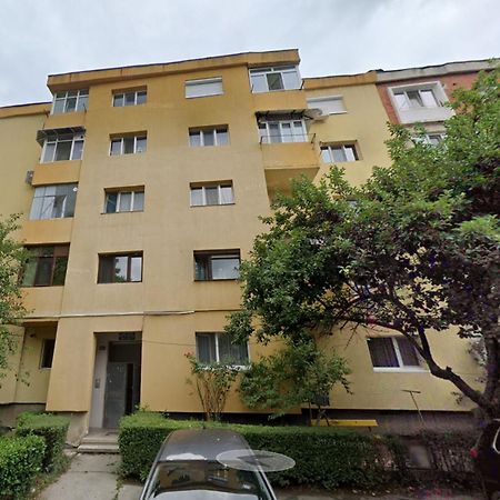 Ultracentral Apartment Targu Jiu Exterior photo